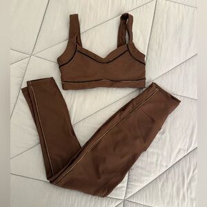 Abercrombie & Fitch YPB sculptLUX Sweetheart sports bra & 7/8- length legging